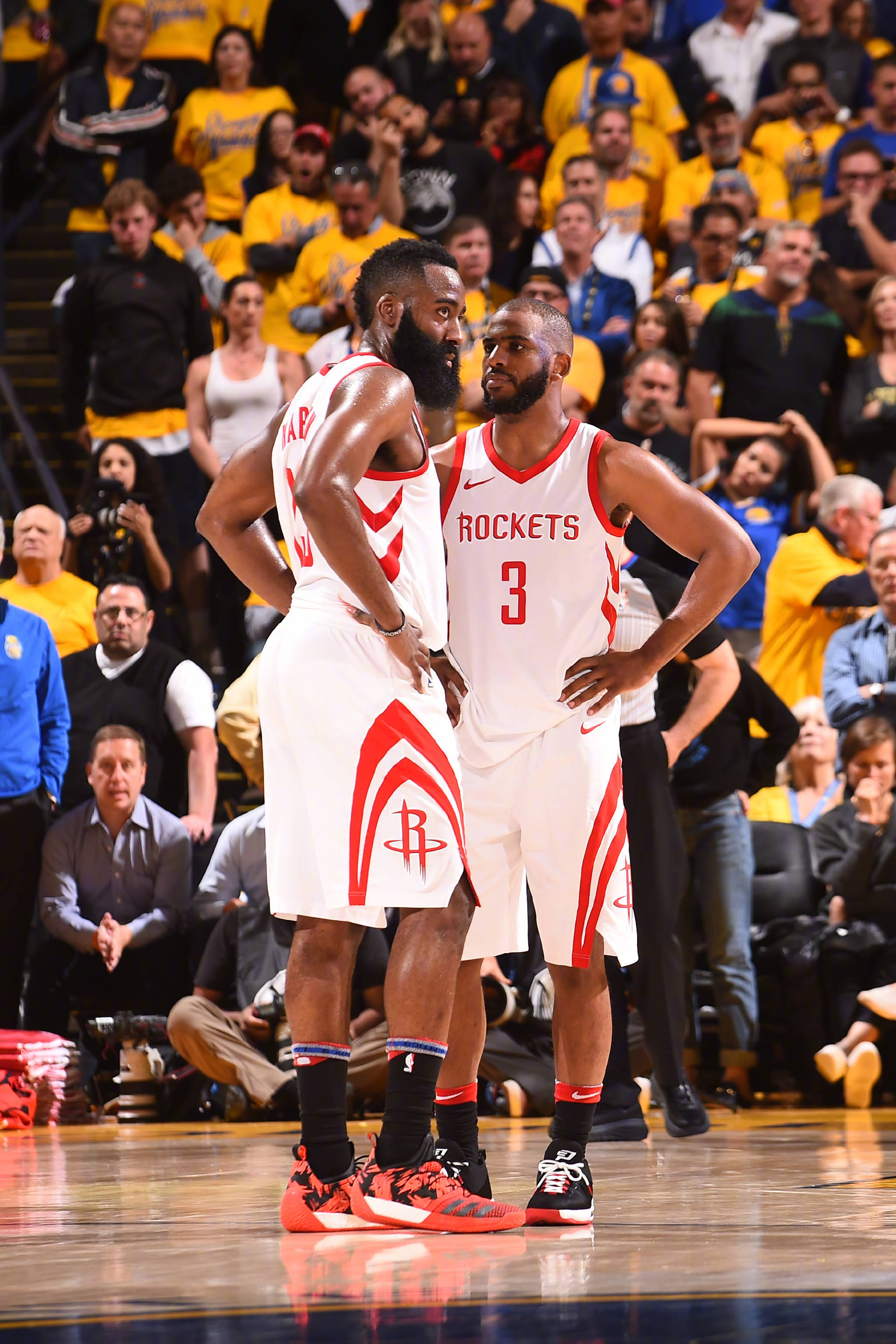 定了三位颇 定了三位颇