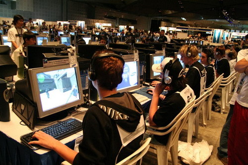 中锋外援 中锋外援